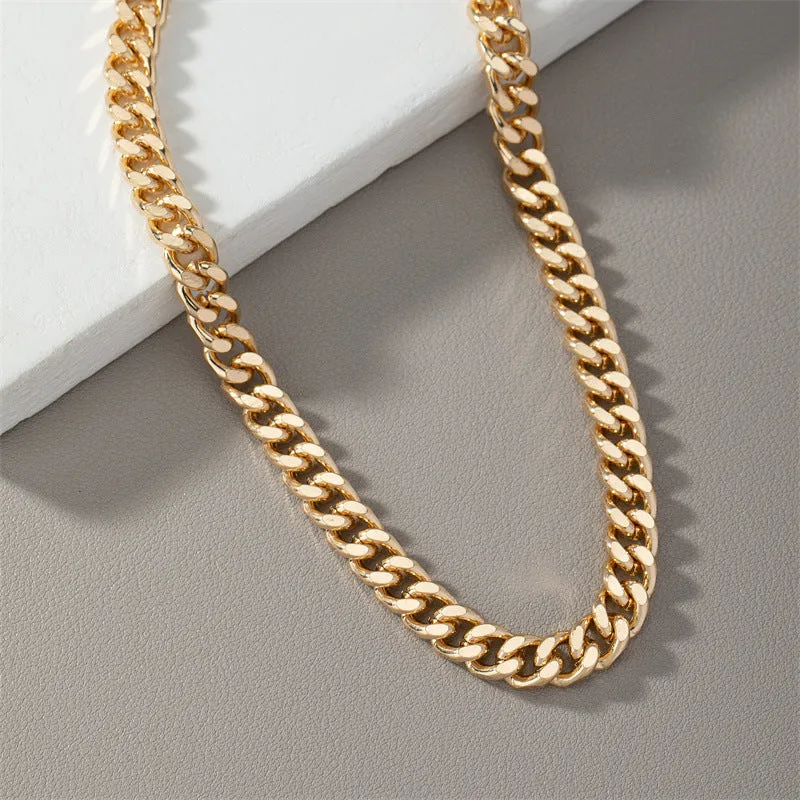 Alloy Chain Necklace with Timeless Appeal