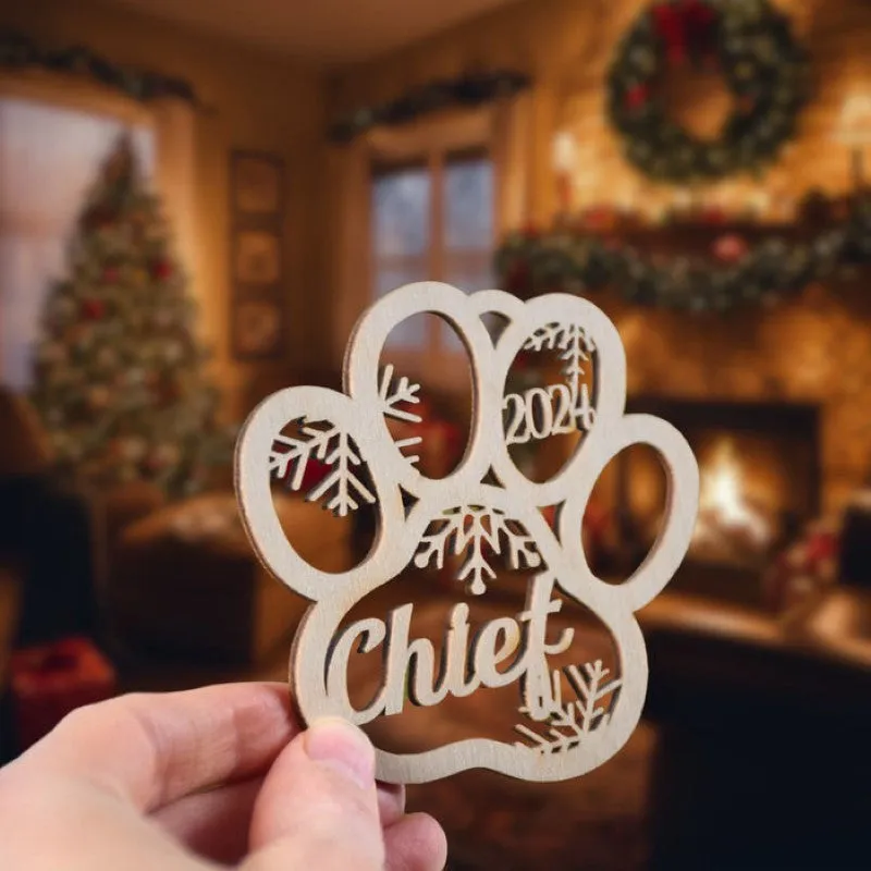 Custom Family And Pet Name Ornament