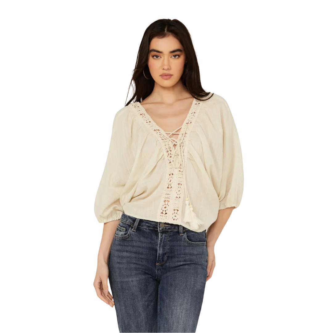 Miss Me Women's Long Sleeve Geo Crochet Oatmeal Top