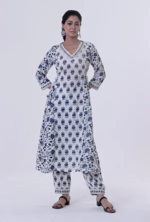 Set Of 2: Blue Motif White Cotton Kurta with Pant Set